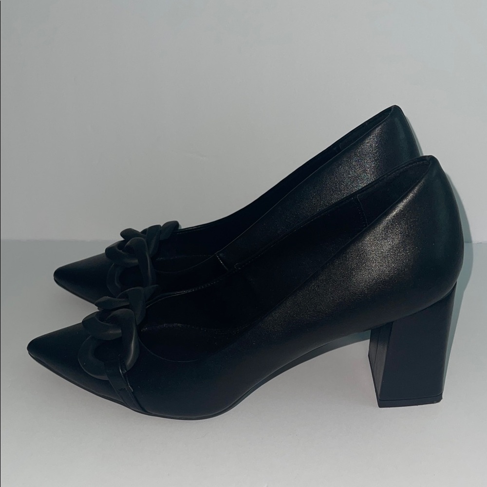 Chic Black Chain Detail Heels